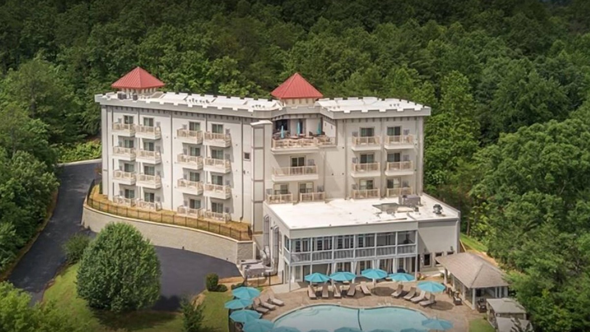 Helen Resort | Valhalla Resort Hotel