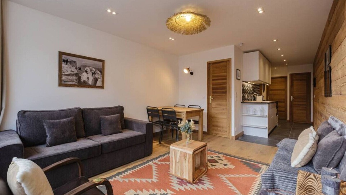 Chamonix City Centre Apartment | Vallée Blanche · Central 4pax Vue Mt Blanc Parking Savoy 400m