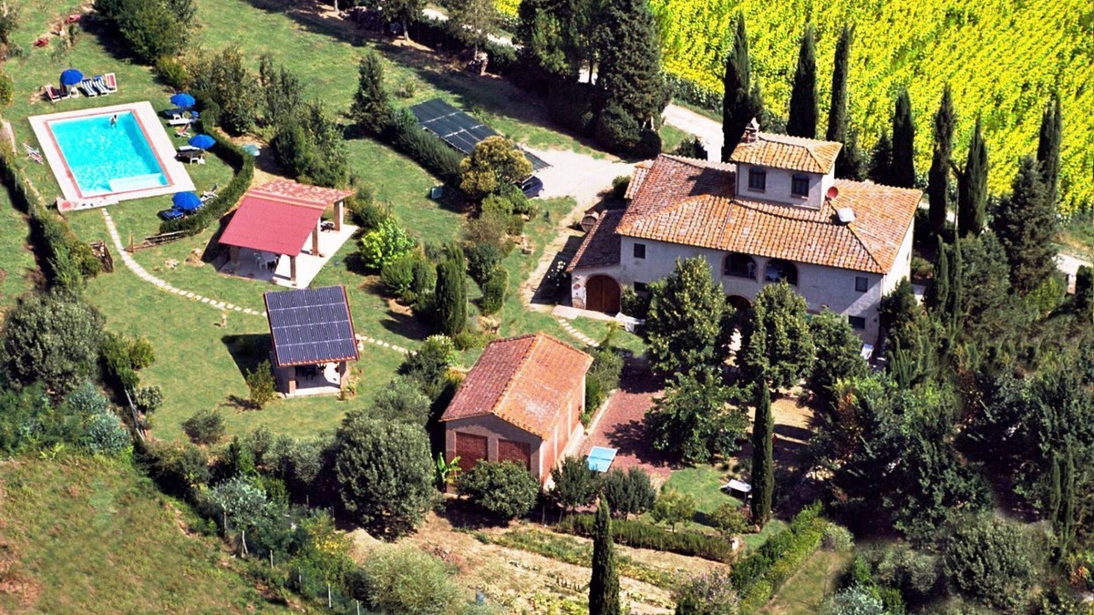 Toiano Villa | Vallacchi B&B Tuscany Country Villa perfect for groups/family