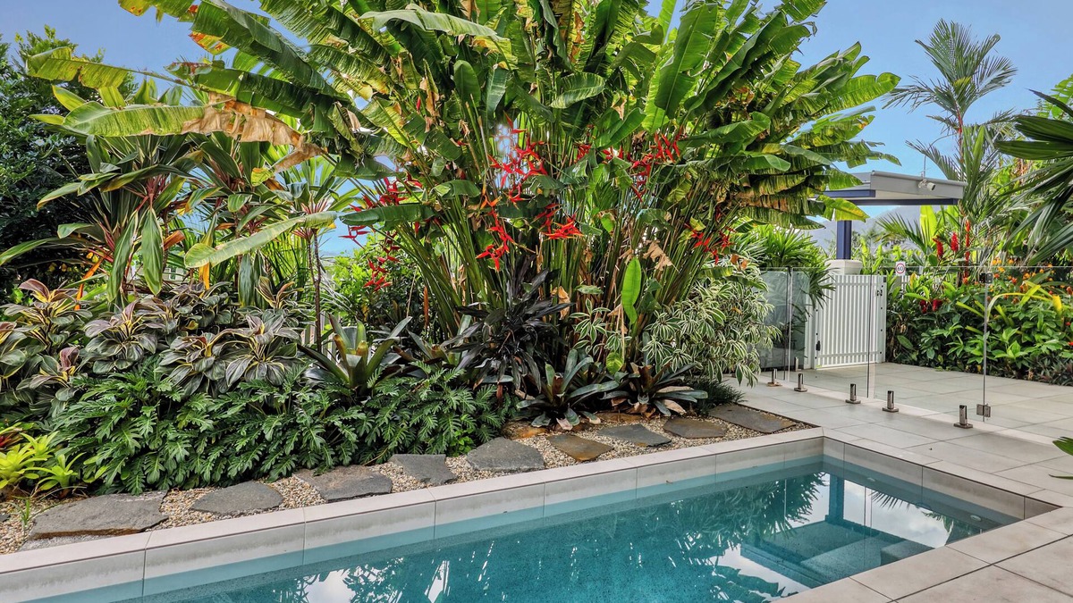Redlynch Apartment | Valle Vista Luxury Apartments