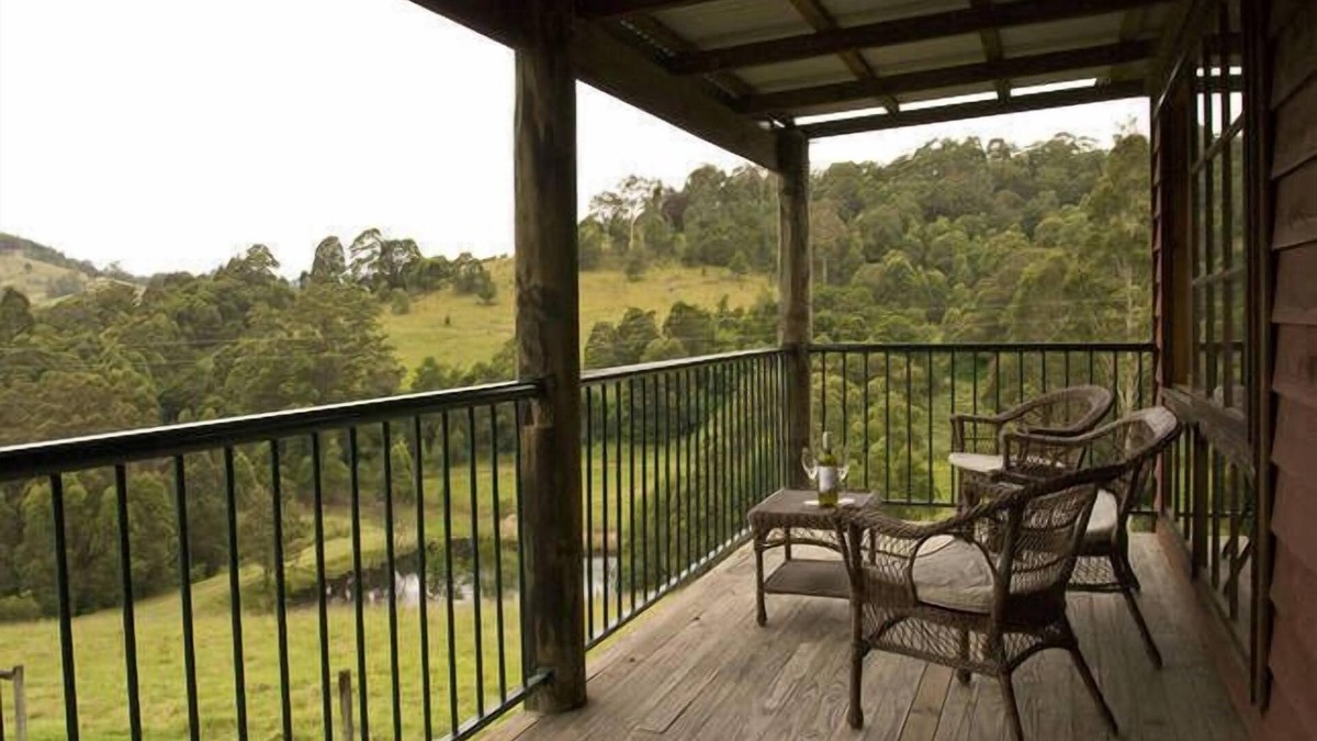 Mount View House | Valley Beyond - Peace and tranquility. PET Friendly. Free Wi Fi