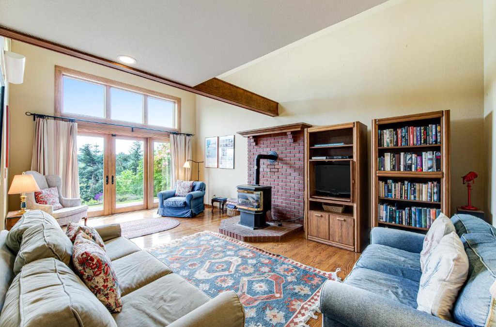 Enumclaw House | Valley Green