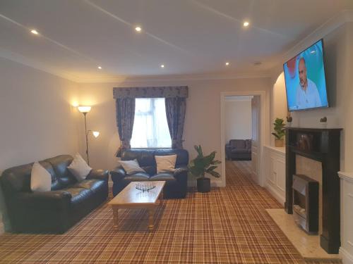 Saundersfoot Ski Chalet | Valley Grove Bungalows