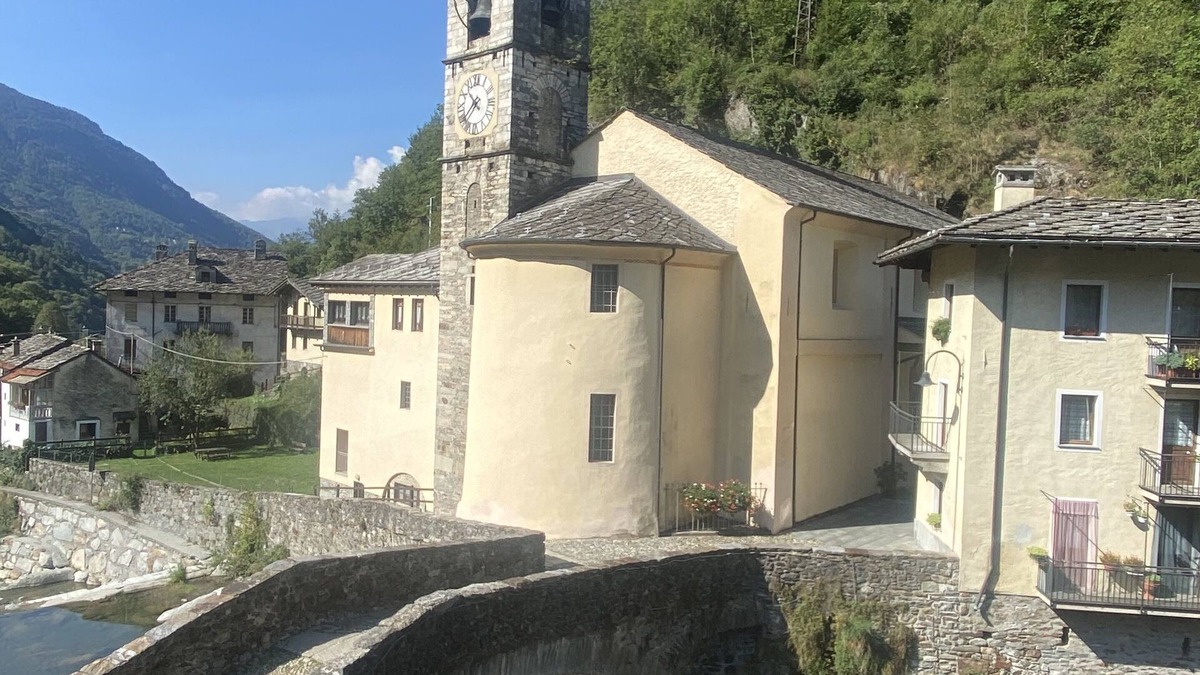 Fontainemore Apartment | VALLEY OF GRESSONEY FONTAINEMORE TRILOCALE