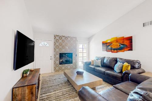Bellair Townhouses House | Valley of the Sun