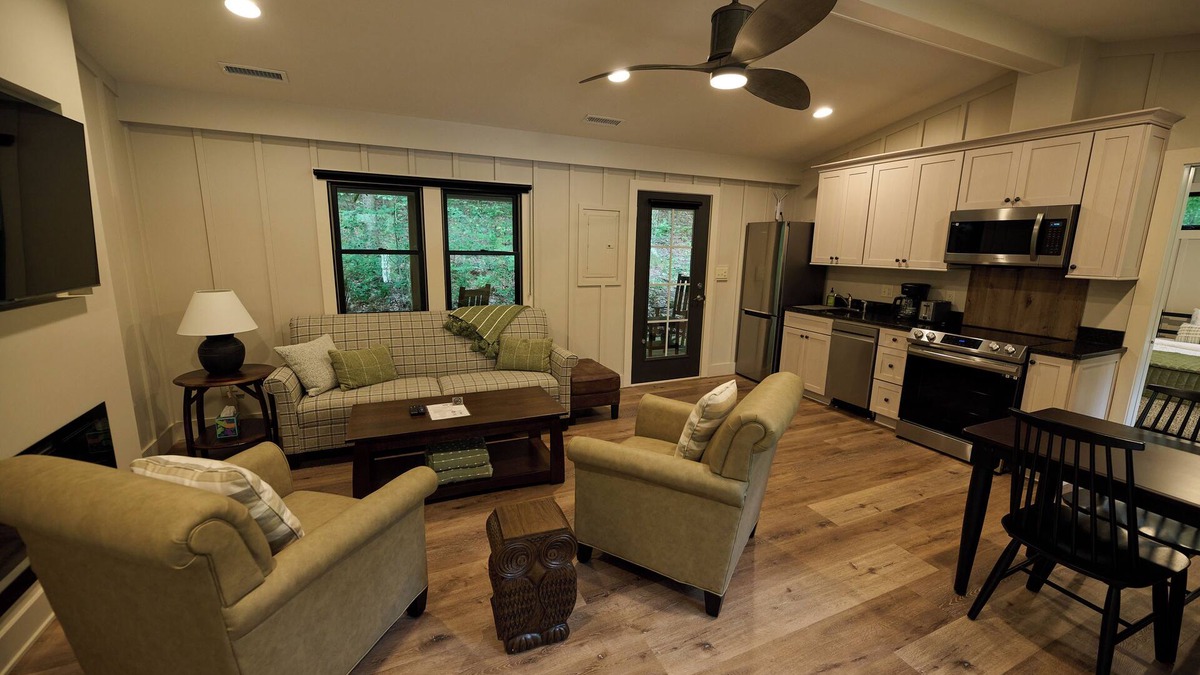 Cuyahoga Falls Cabin | Valley Overlook, heart of Cuyahoga Valley National Park - Cabin for 4n