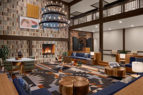 Central Oregon Hotel | Valley River Inn