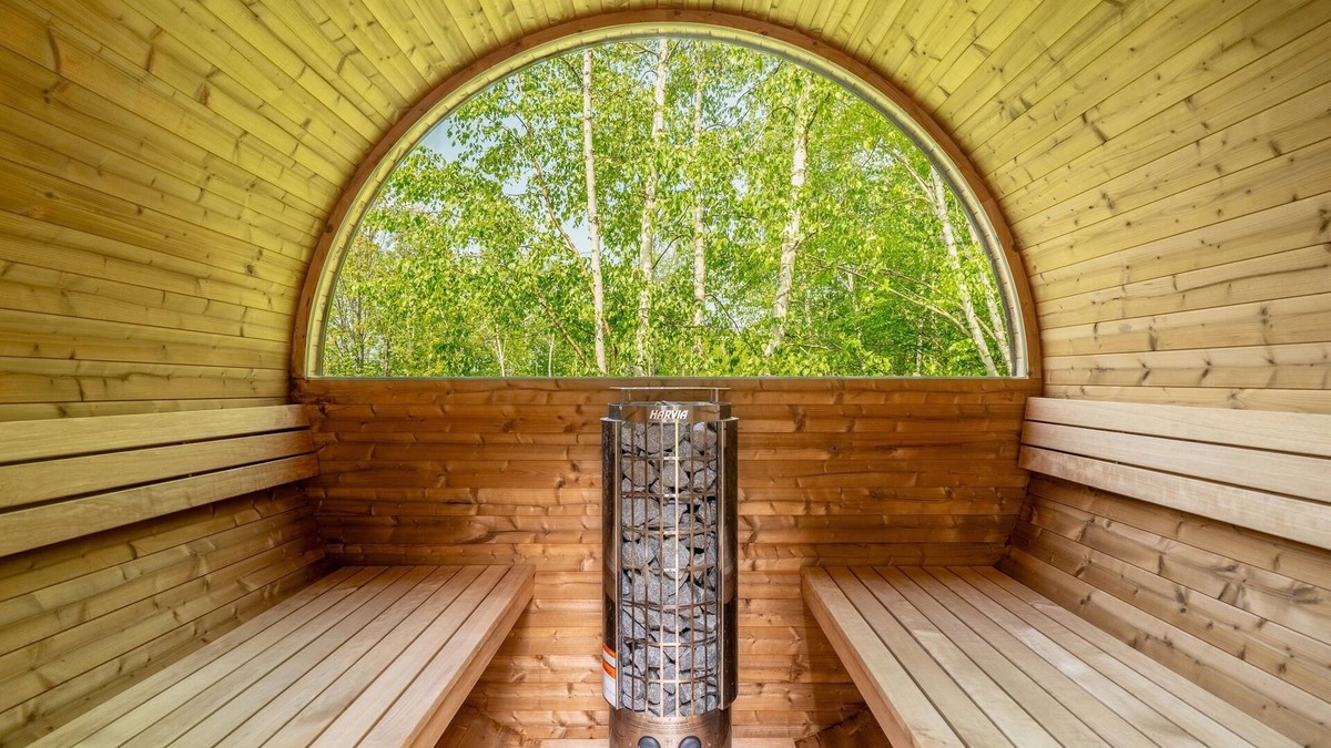 Stratton Mountain House | Valley View: 5BR Mtn Home with Hot Tub, Sauna & Two Living Rooms!