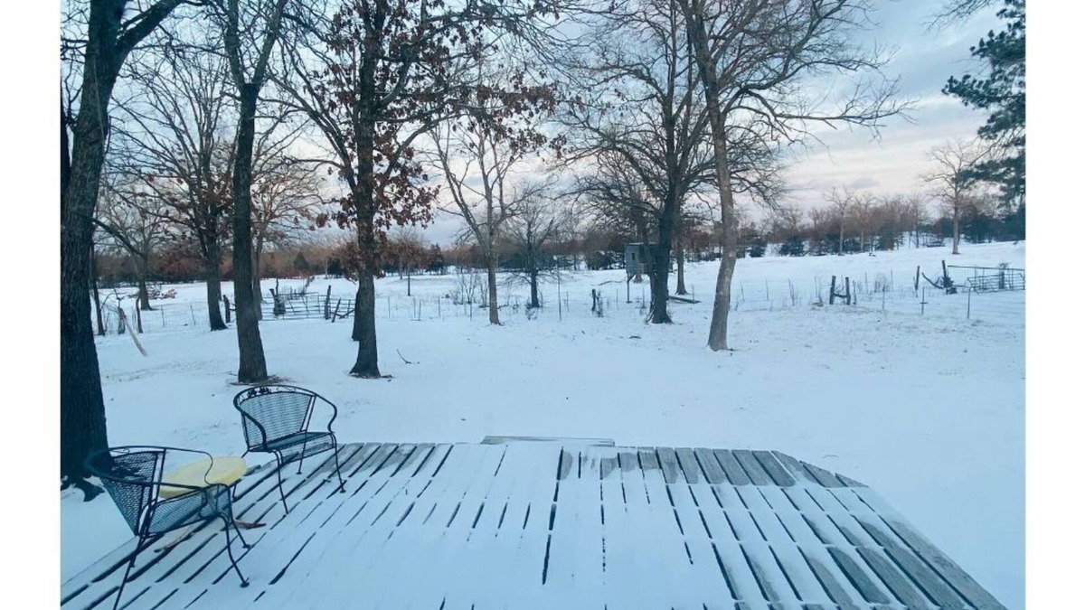 Antlers House | Valley View - Country Living - Farm House Getaway