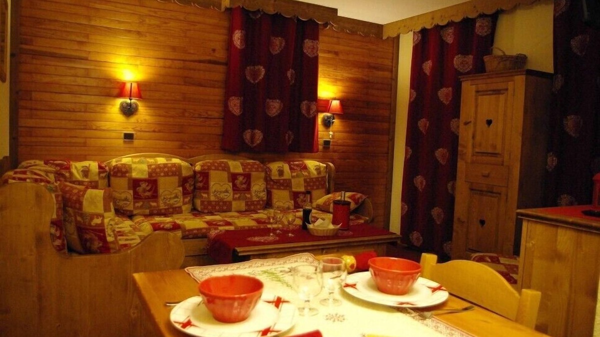 Les Avanchers-Valmorel Apartment | Valmorel Apt 4 people 36 m2 foot of the slopes resort center