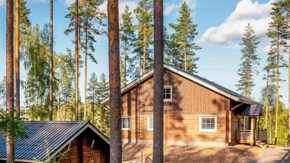 Tiainen House | Valmuska by Interhome