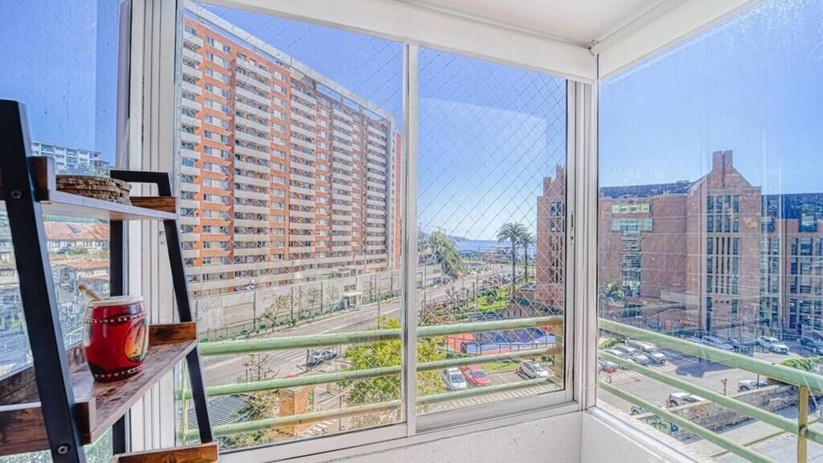 Placeres Apartment | Valparaíso Cove 3B W/View, Wifi & Home Office.