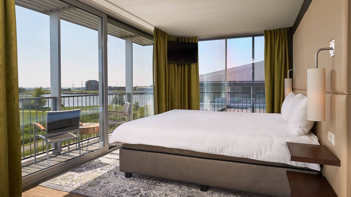 Ijsselmonde Hotel | Van der Valk Hotel ARA