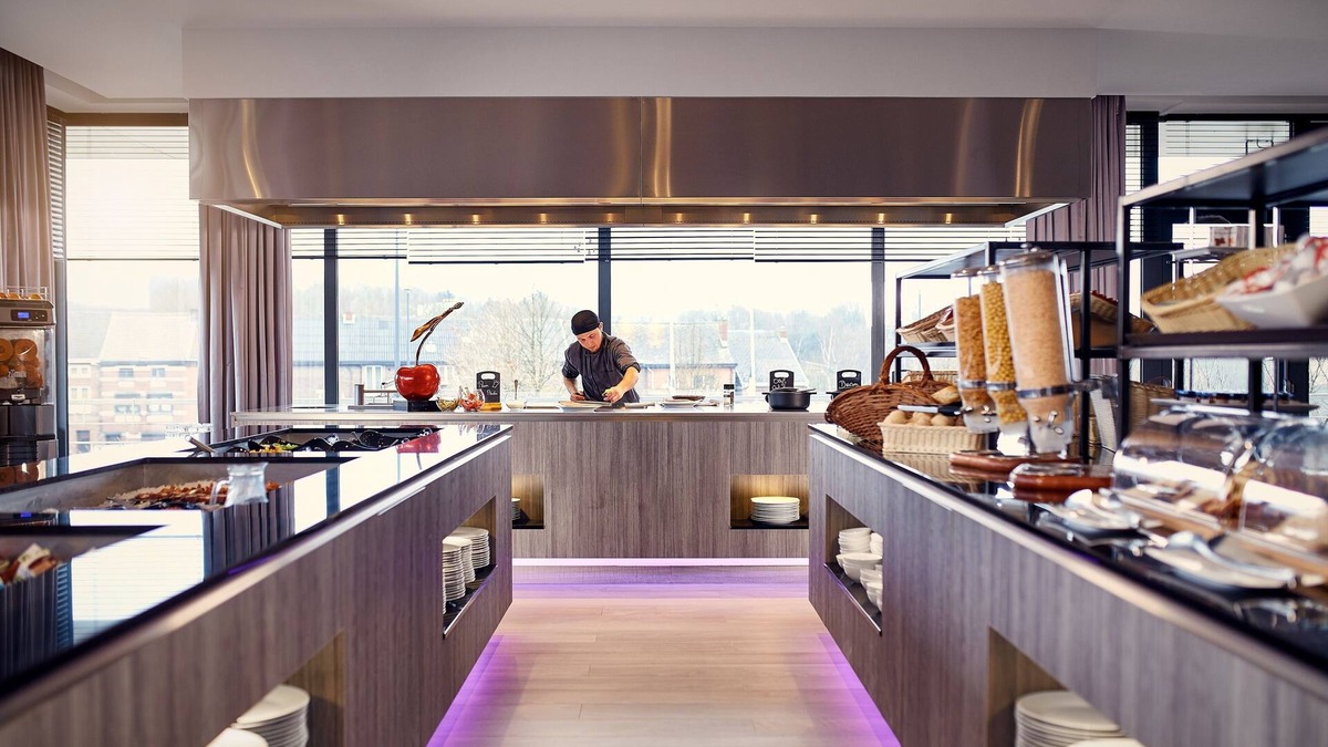 Gosselies Hotel | Van Der Valk Hotel Charleroi Airport