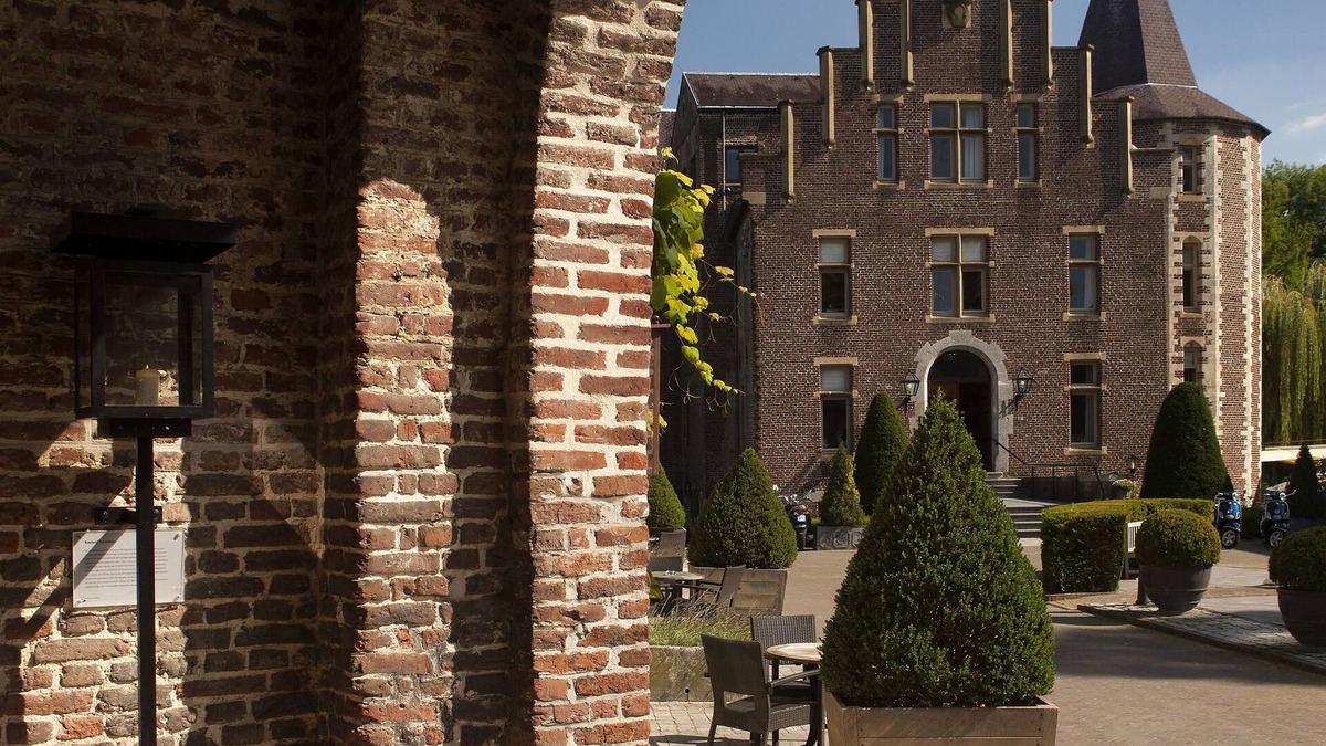 Municipality of Heerlen Hotel | Van der Valk Hotel Kasteel Terworm