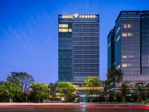 Binjiang Hotel | Vance Hotel - Riverside