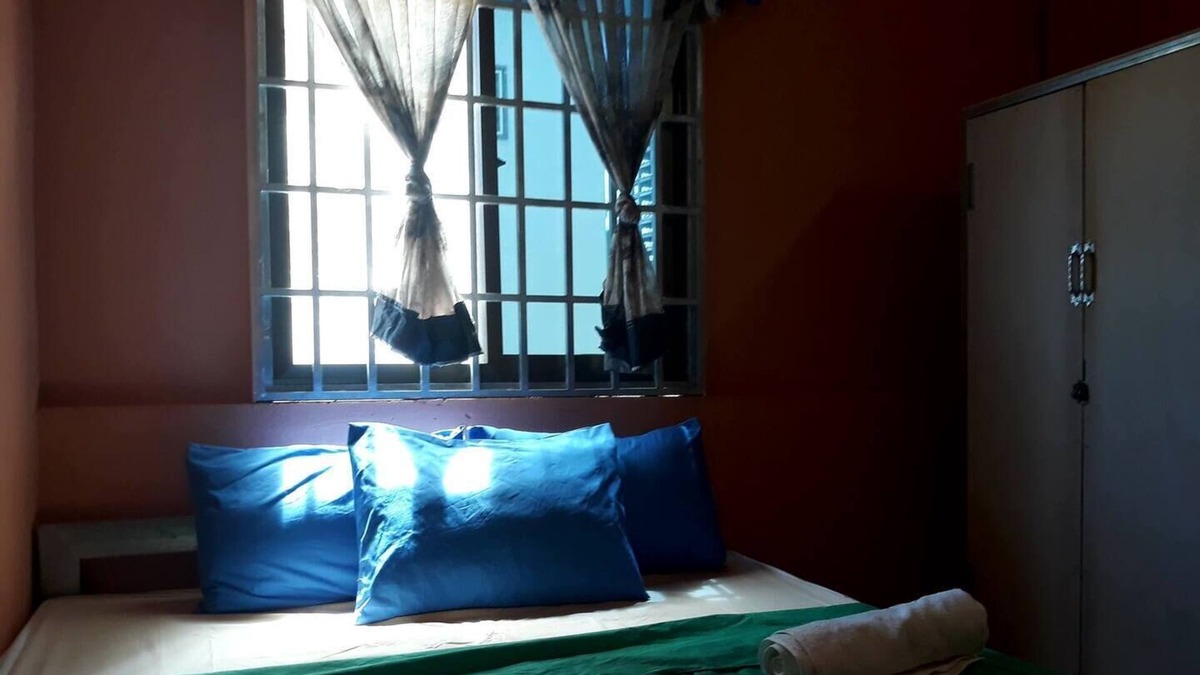 Ruessei Kaev Apartment | Vanny's D1 with Phnom Penh city view & balcony.