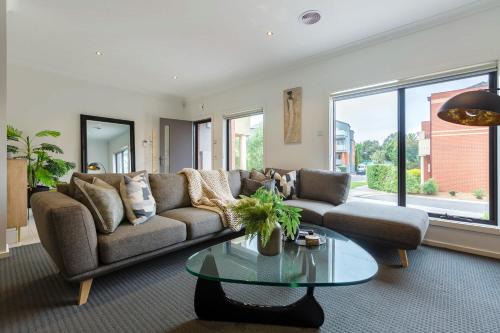 Flemington House | VAQUAY Contempo In Flemington