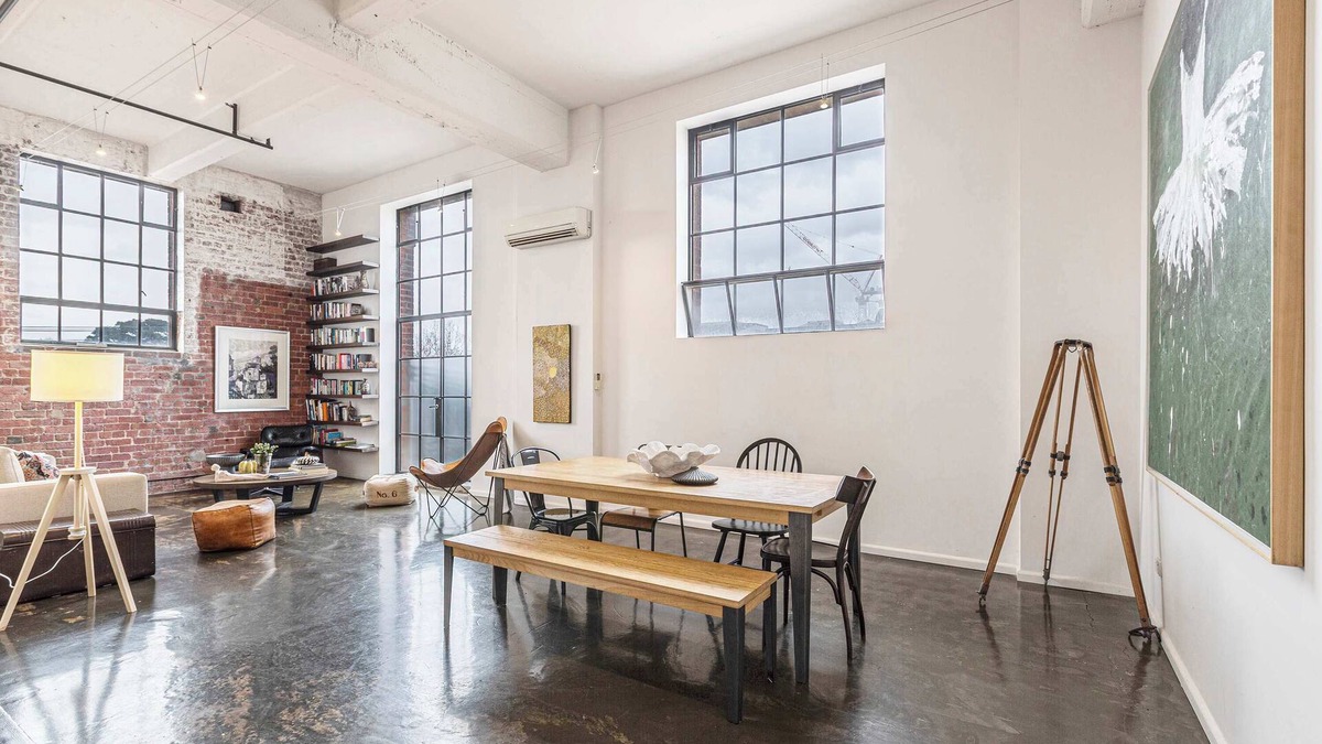 Fitzroy Condo | VAQUAY Rose & Vine In Fitzroy