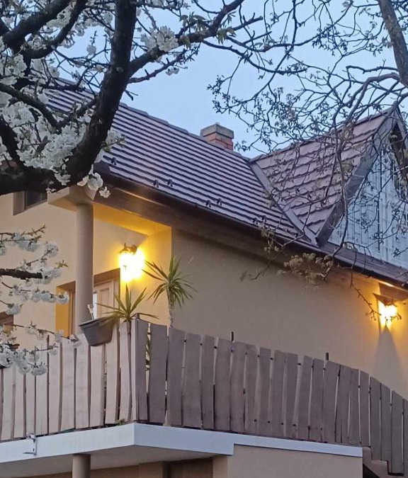 Sumeg Apartment | Varázskuckó Apartman