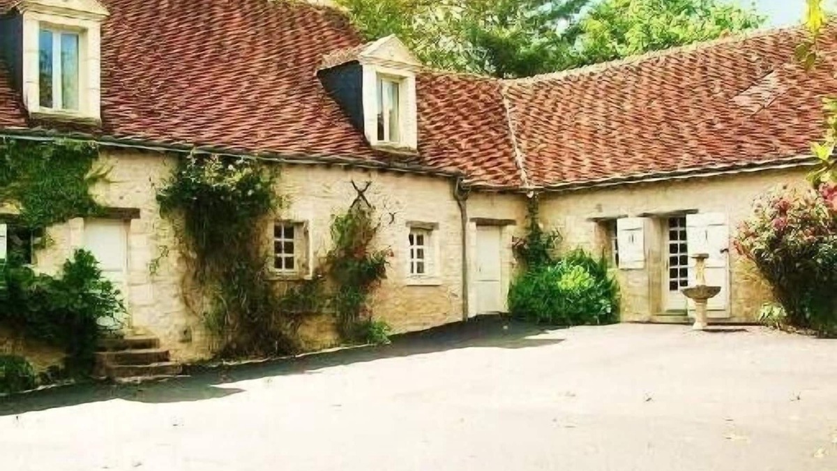 Saint-Jean-Saint-Germain Other | Vast 18th century farmhouse with all comforts heated indoor swimming pool
