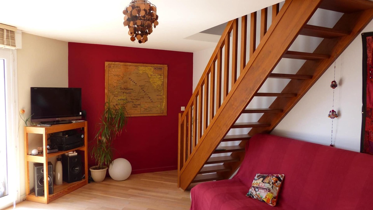Vannes Apartment | Vast T2 60m² duplex. Near ferry terminal, beach and Conleau PIBS