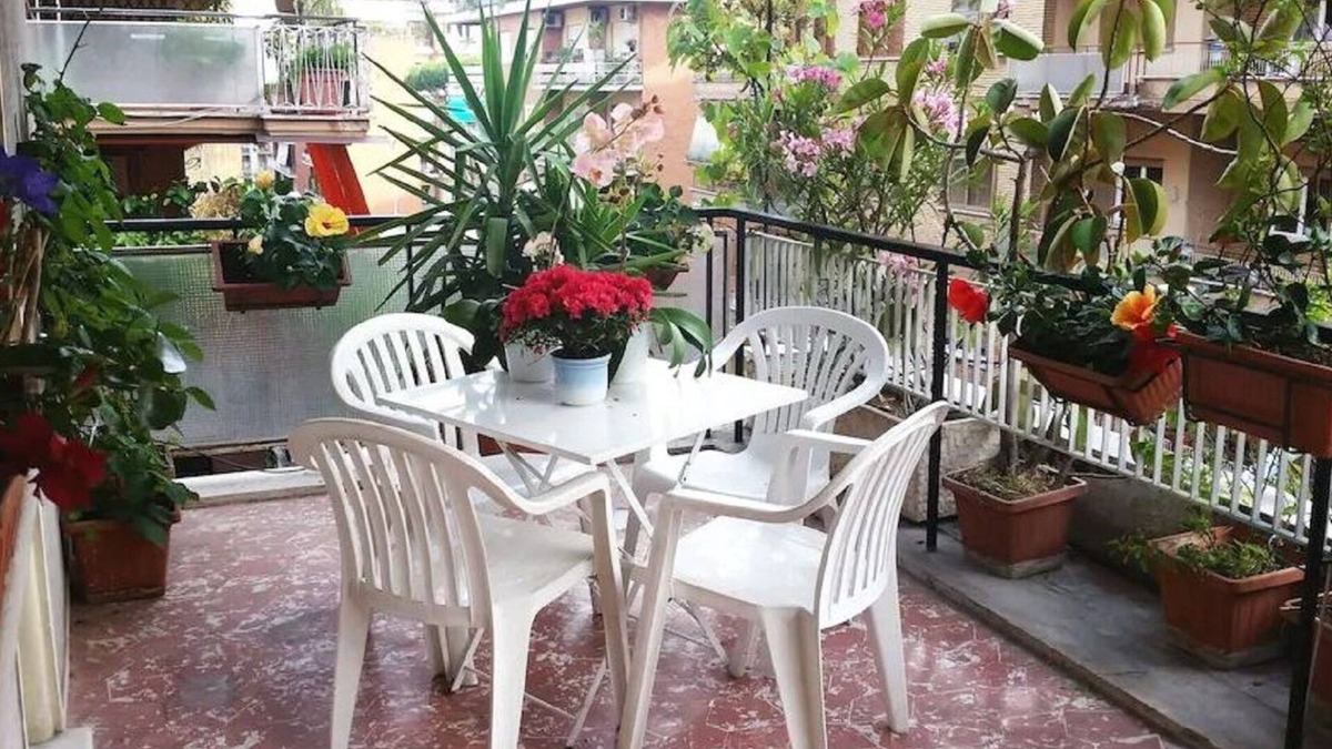 Trionfale Apartment | VATICAN DE CAROLIS TERRACE - FANTASTIC FLAT WITH TERRACE