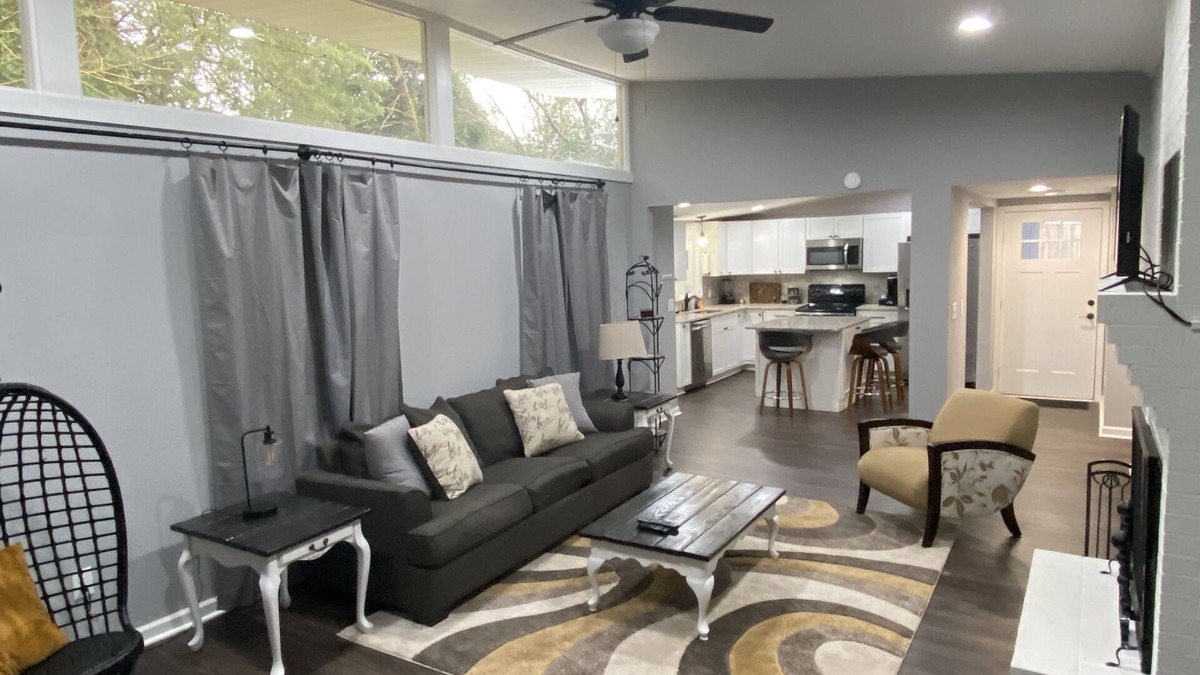 Clemson House | Vaulted Ceilings & Accent Windows-1 mile from CU