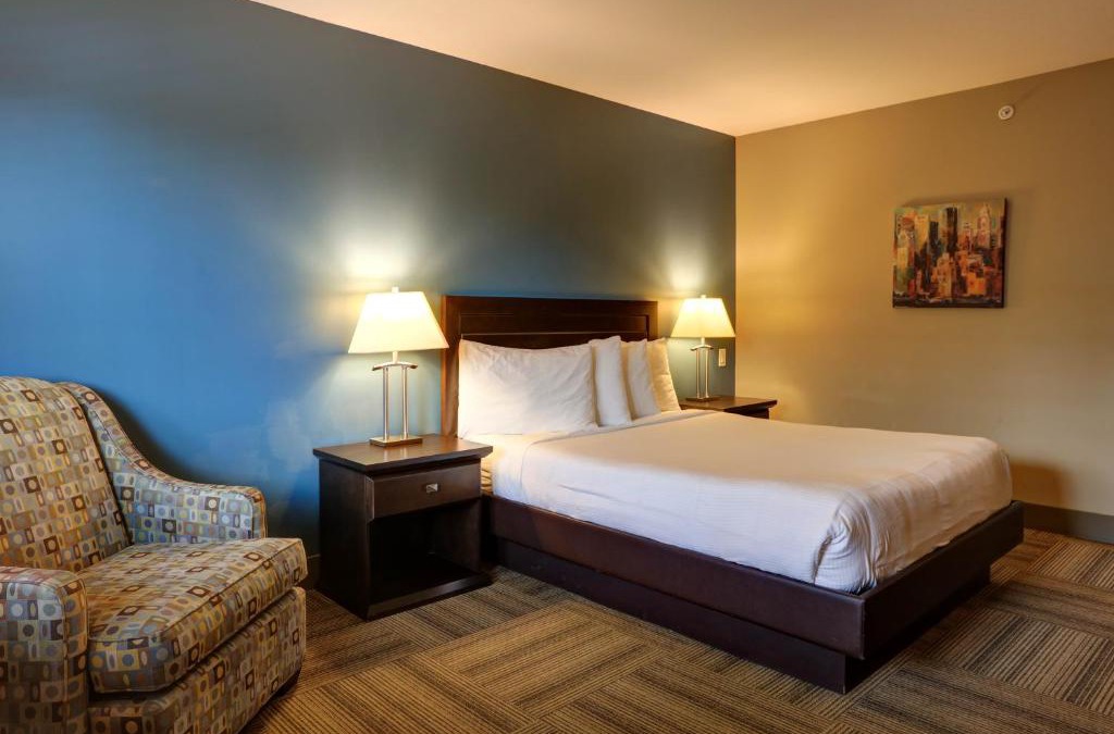 Sardis Hotel | Vedder River Inn