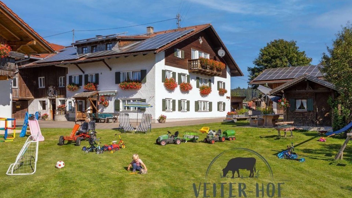 Nesselwang Apartment | Veiter-Hof, farm - vacation apartment Breitenberg, 2 bedrooms, shower/WC