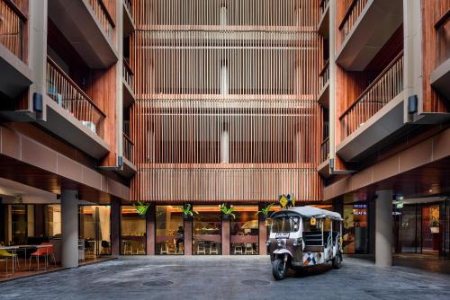 Thanon Phetchaburi Hotel | VELA be Bangkok Ratchathewi