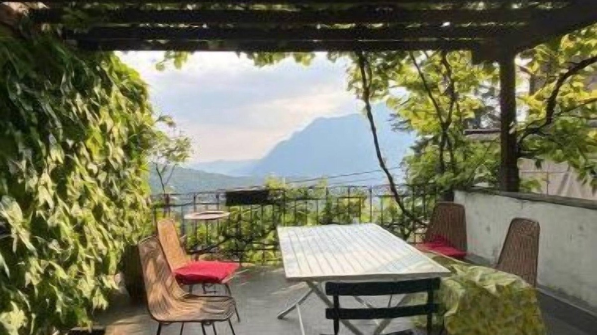 Veleso House | Veleso 94