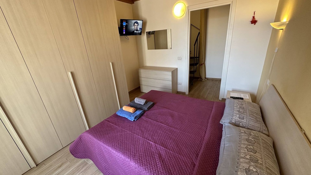 Velletri Apartment | VELLETRI-Apartment in the centre-Air conditioning-Netflix-Wifi