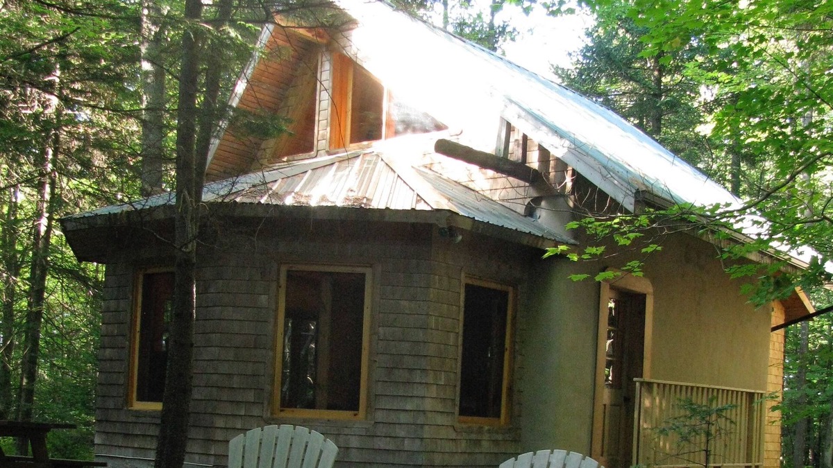 Orford Ski Chalet | Venez Vous Reposer Dans Notre Charmant Écogîte Situé en Pleine Forêt
