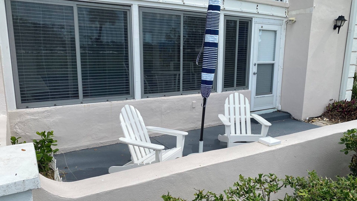 Plantation Condo | Venice Condo w/Full Country Club Membership
