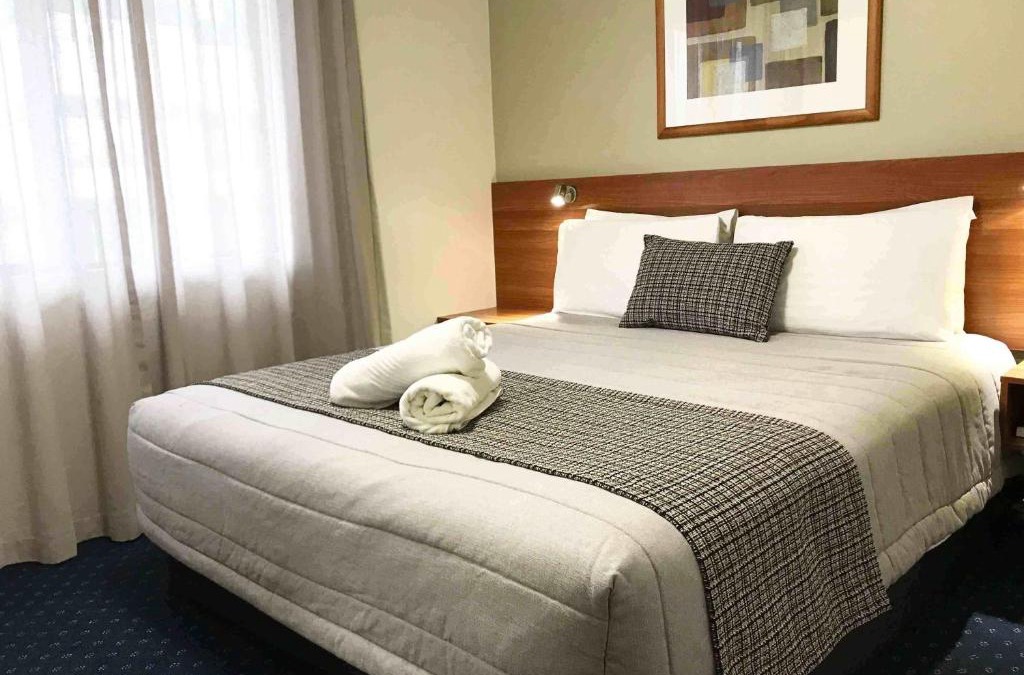 Hamilton Hotel | Ventura Inn & Suites Hamilton