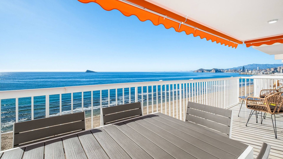 Benidorm Apartment | Veracruz 10-C Deluxe Apartment Levante Beach