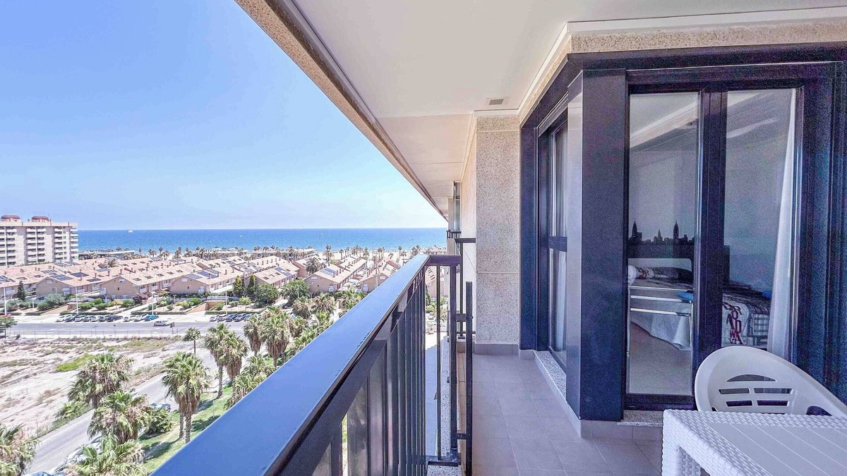 La Malva-rosa Apartment | Veramar Beach apartment, with terrace and parking, in front of the beach