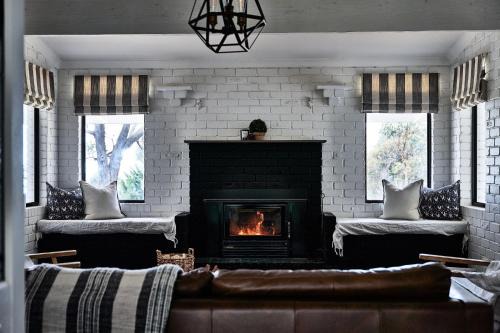 Elphinstone House | Vermont House - Daylesford Macedon Region