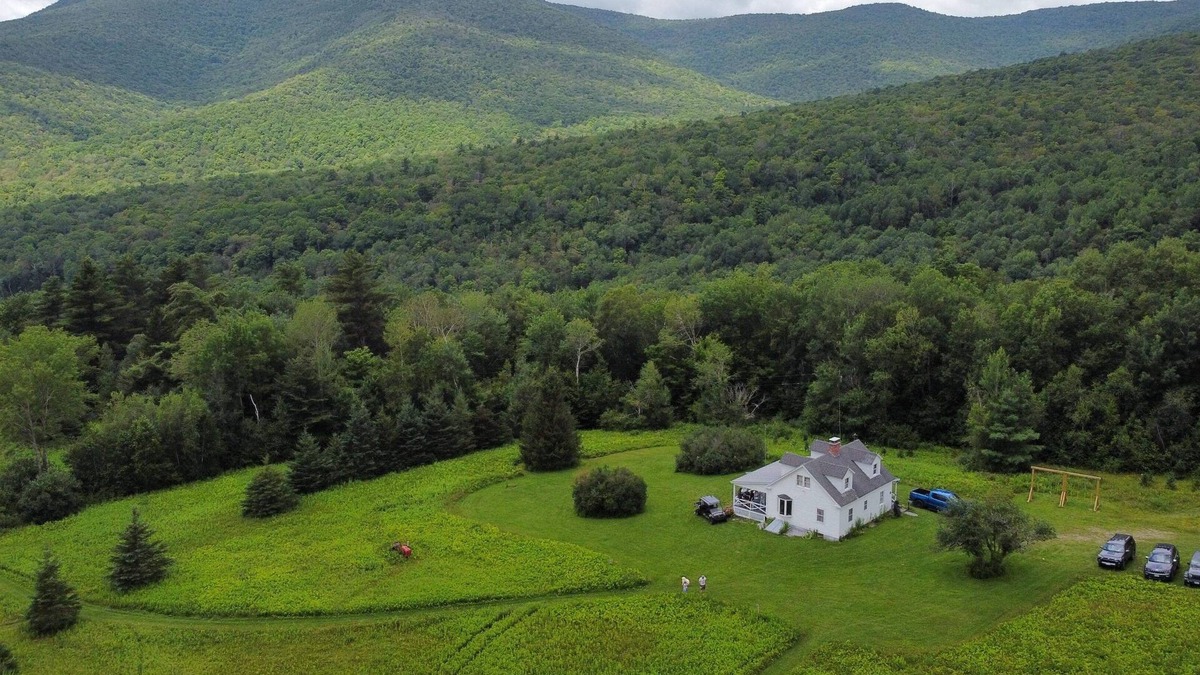 Manchester House | Vermont house in stunning private country setting and 360 degree panoramic views