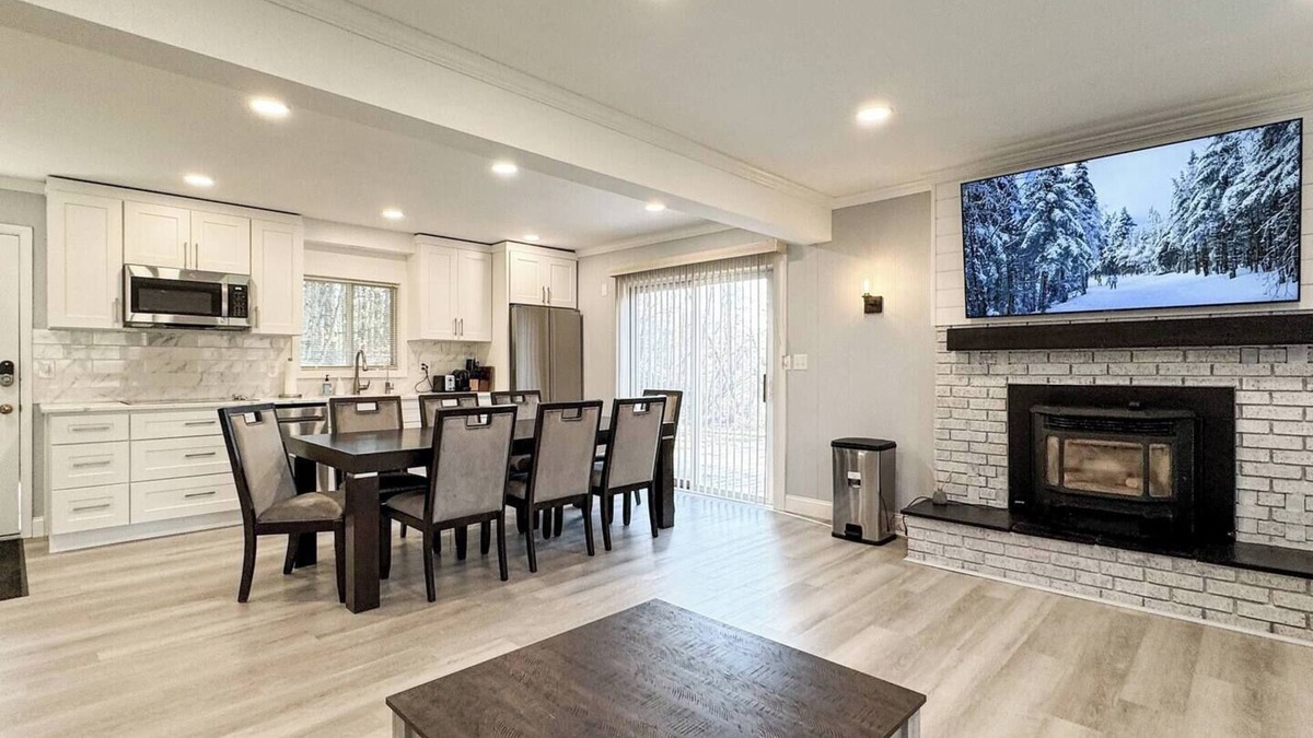 East Haven  Rutland County House | Vermont Retreat–Near Downtown & Killington