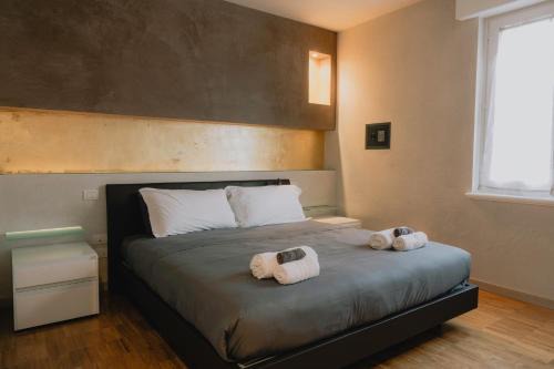 Est Apartment | Veronella Home