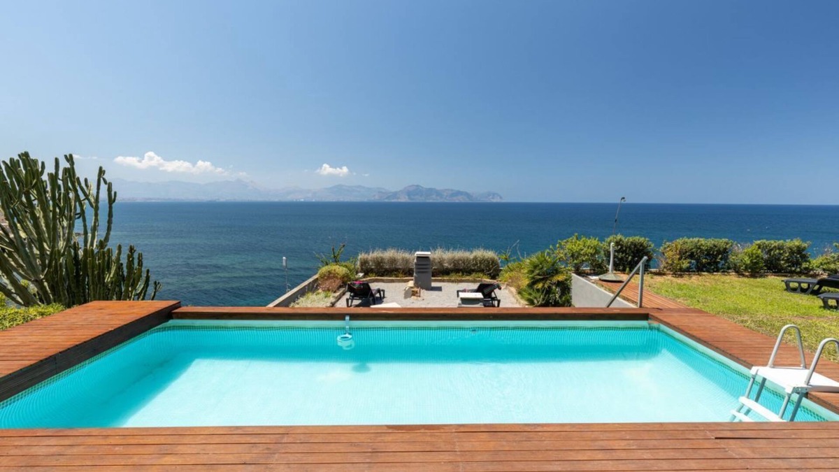 Aspra Apartment | VEROSICIILY Villa Acqua Chiara "Vento" Apartments in Villa