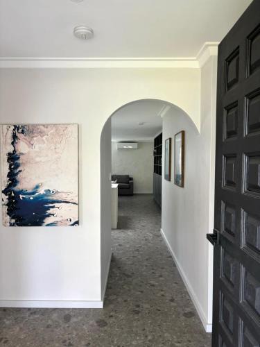 Mandurah House | Versatile summer beach house or cosy winter retreat!