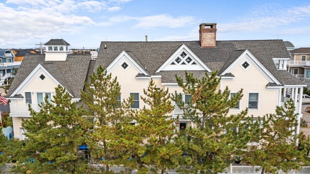 Point Pleasant Beach House | VERY BEAUTIFUL, CUSTOM DESIGNED-CREATED-BUILT LUXURY HOME! PRIVATE BEACH!