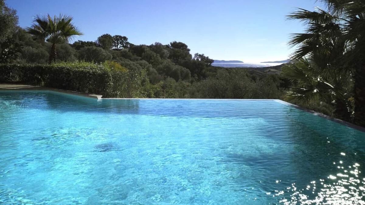 Bormes-Les-Mimosas Apartment | Very beautiful Duplex Apartment SEA VIEW, Pool completely renovated in 2020
