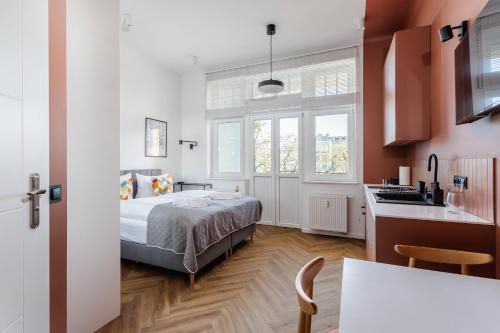 Jezyce Apartment | Very Berry - Kochanowskiego 6/4 - Jeżyce, self check in 24h