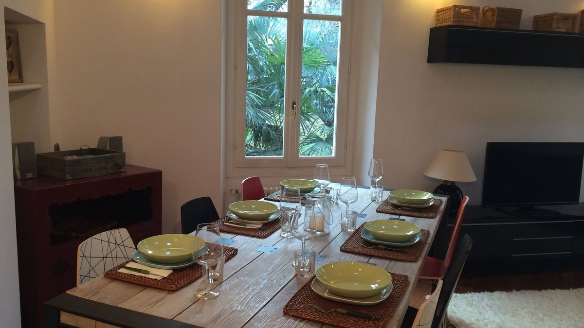 Como Apartment | Very central, On 2 levels, fully renovated, ideal for families