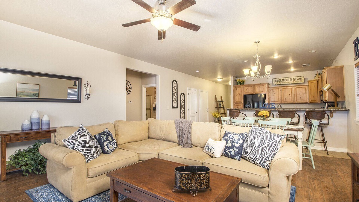 Swiss Manor House | Very Comfortable Family Friendly Home In Town W/Open Layout & 500 MB Internet!