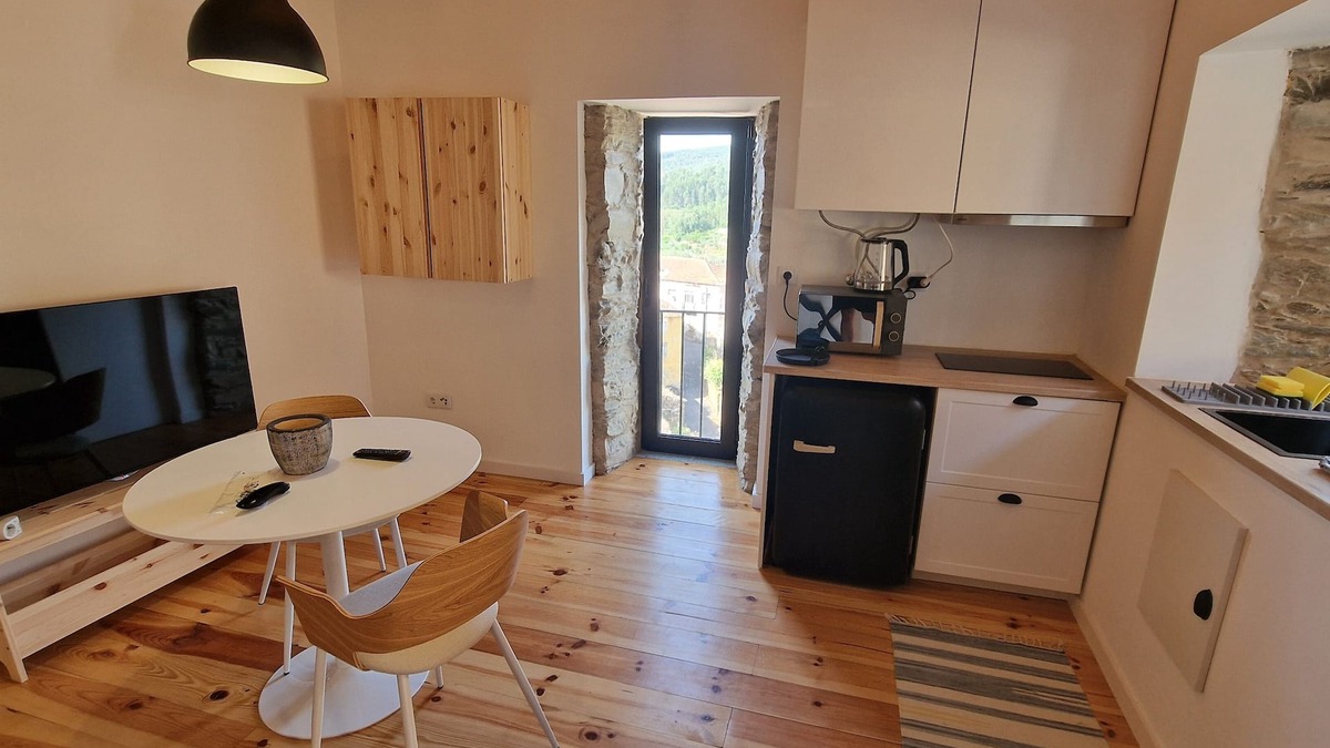 Gois Cottage | Very comfortable one-bedroom schist house. Near the river beach of Alvares - Góis.